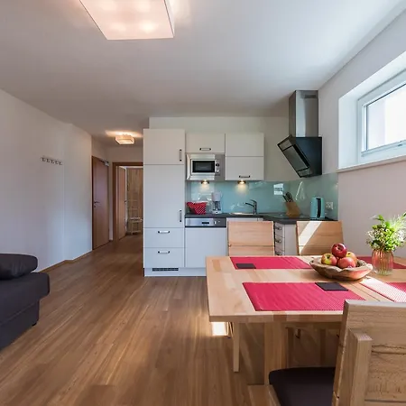 Apartment im Huggn Fulpmes Exterior foto