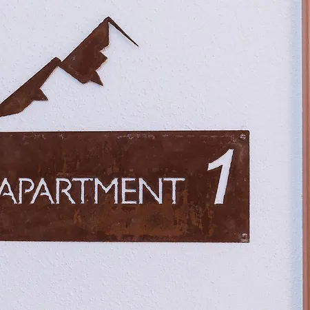 Apartment im Huggn Fulpmes Exterior foto